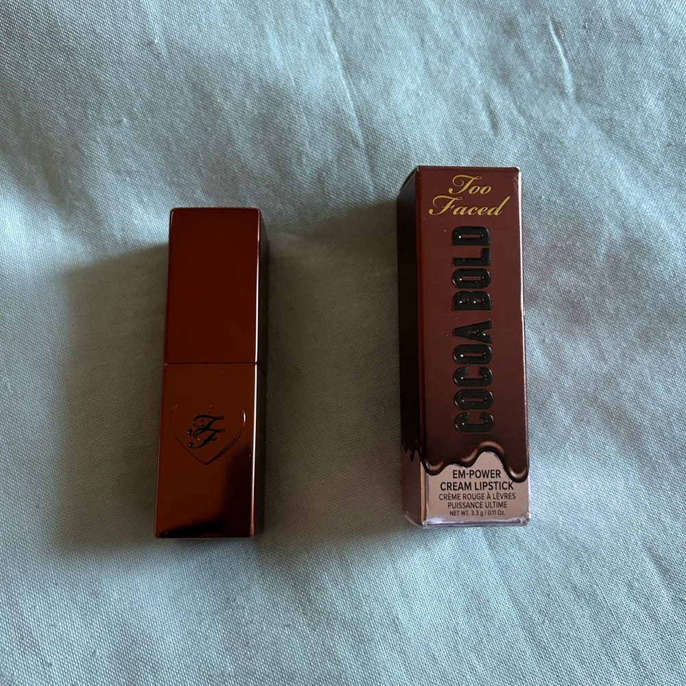 Too Faced Cocoa Bold Cream Lipstick (new)